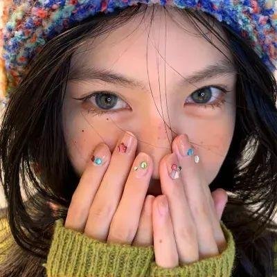 万花嬉春 封面